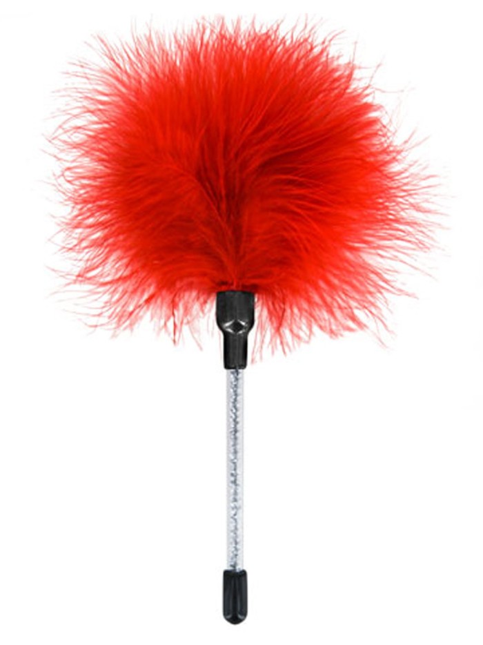 Plumeau rouge très doux de caresses 