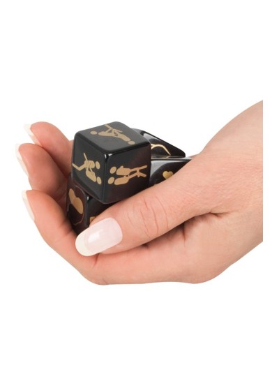 Jeu sexy de 4 dés avec missions 