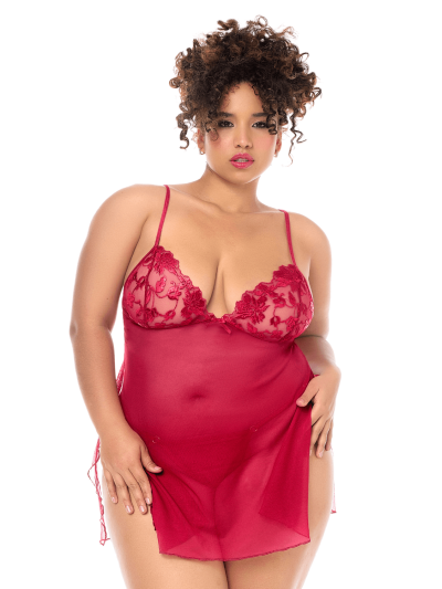 Babydoll grande taille Mapalé brodée avec string 