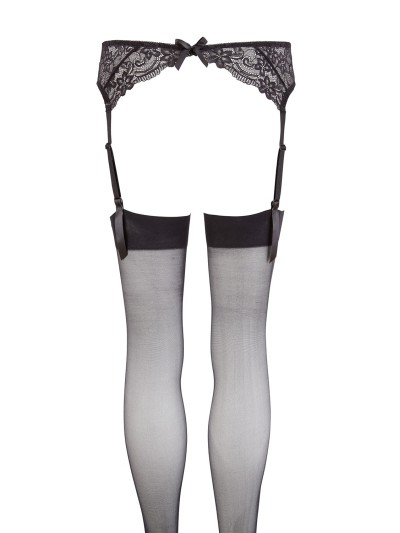 Porte-jarretelles en dentelle et bas noirs 