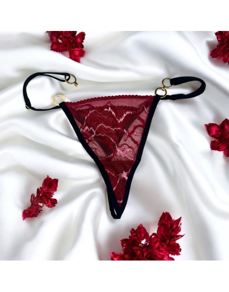 String bordeaux avec anneaux détachables 