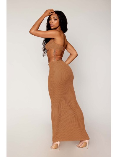 Jupe longue et soutien-gorge avec chaine doré  