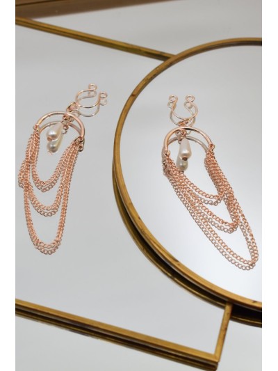Bijoux de seins avec 3 chainettes doré rose et une perle 